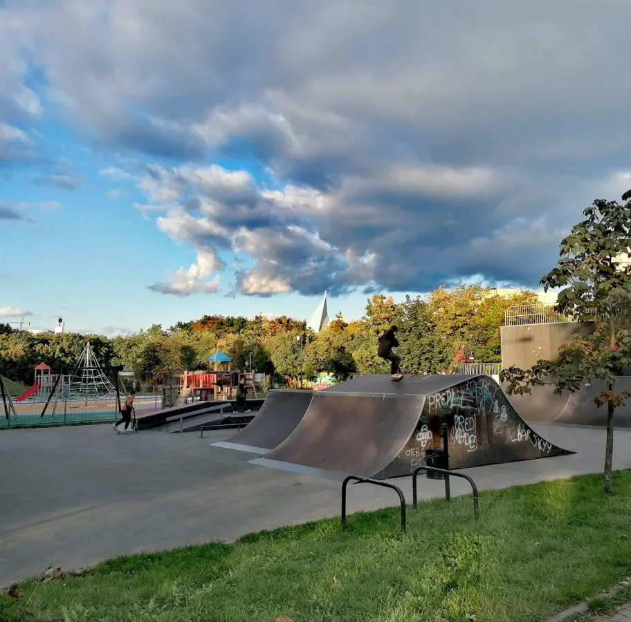 Radomski Park Leśniczówka